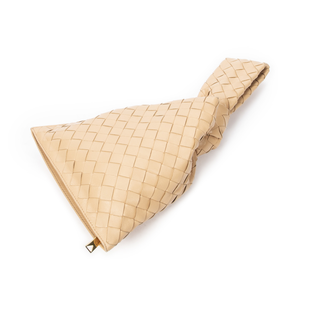 Bottega Veneta Twist Clutch - Picture 2 of 5